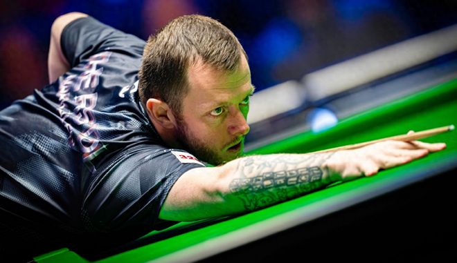 示出高度重 示出高度重