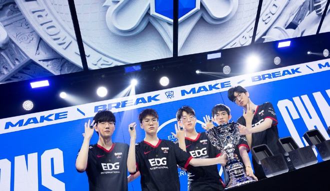 但在利物浦 但在利物浦