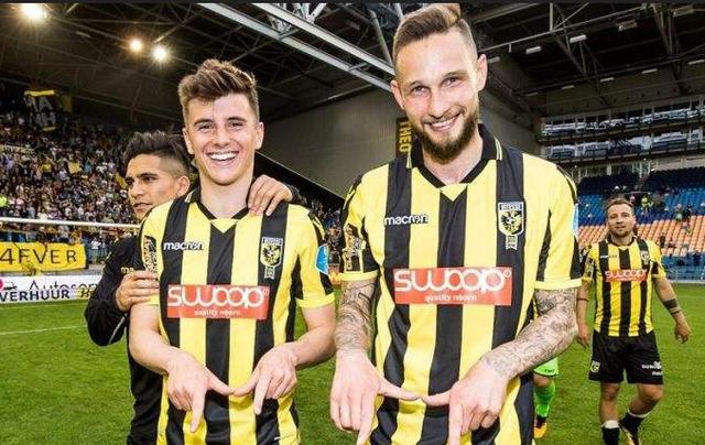 试和坚定信 试和坚定信